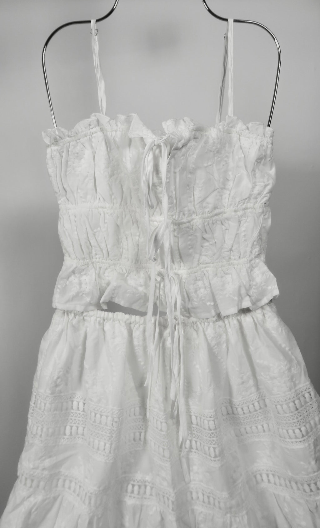 Willow Tiered Set