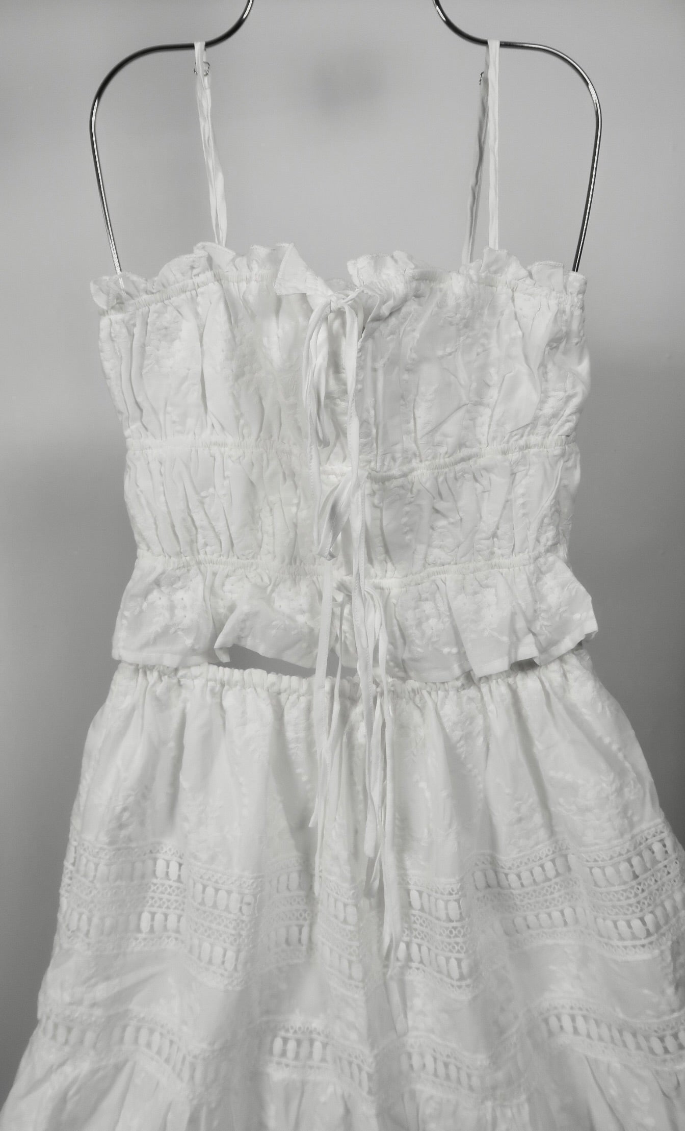 Willow Tiered Set