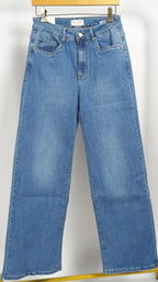 The Everyday Denim - Curve Fit