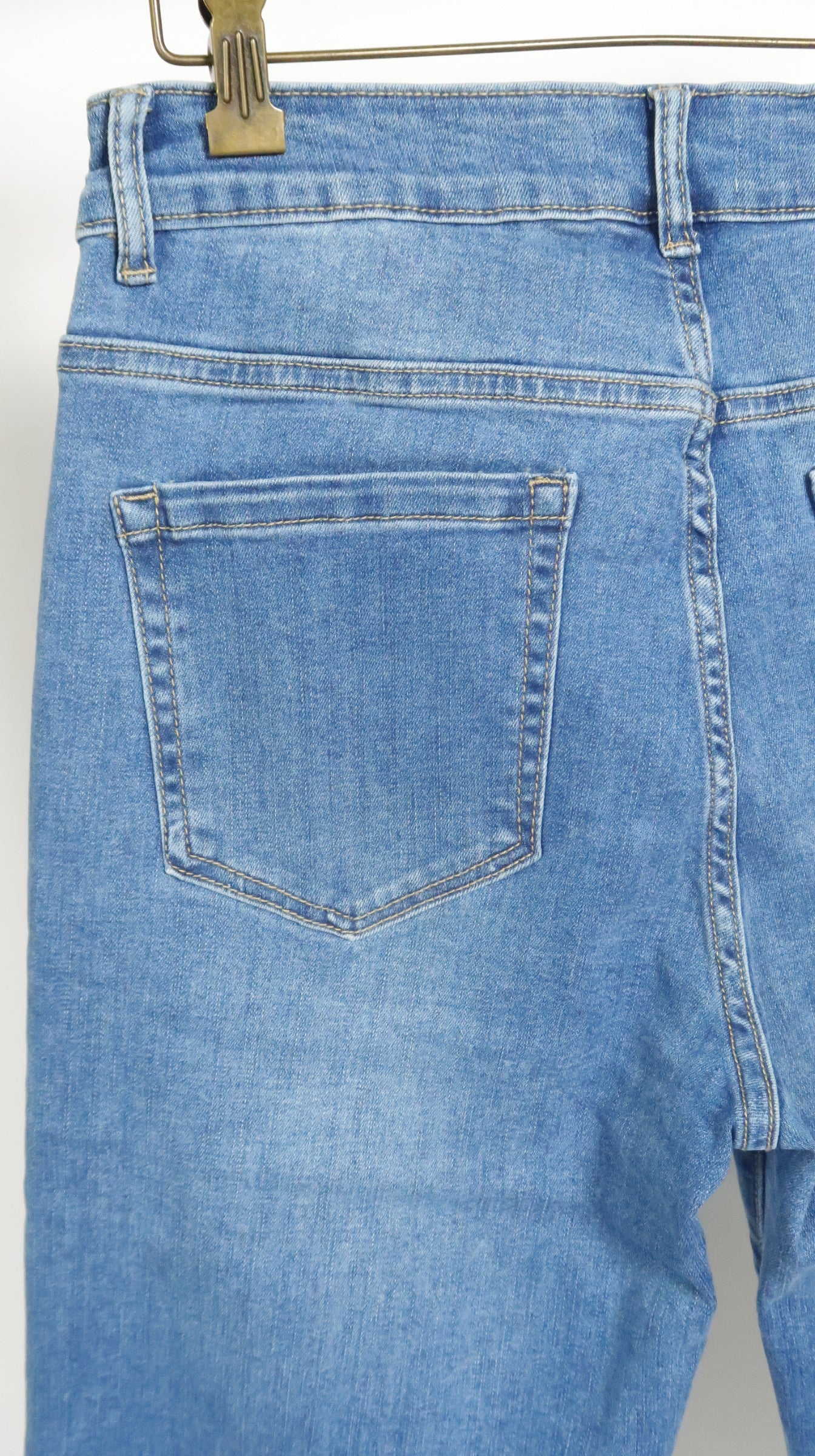 The Everyday Denim - Curve Fit