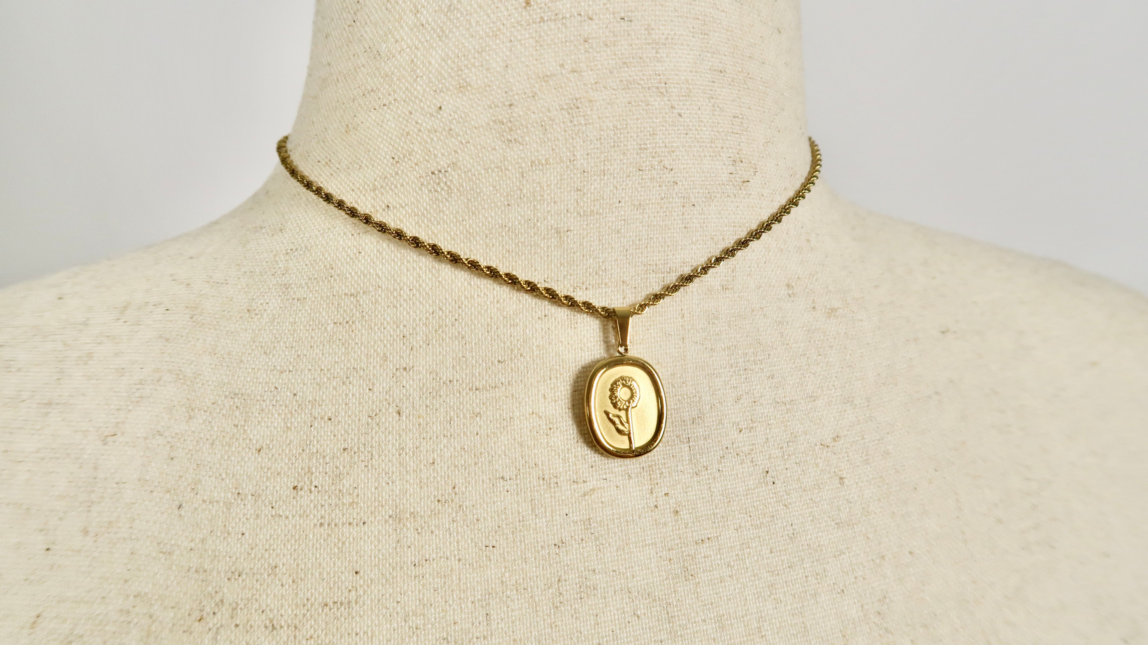 Rose Necklace - Tarnish Free