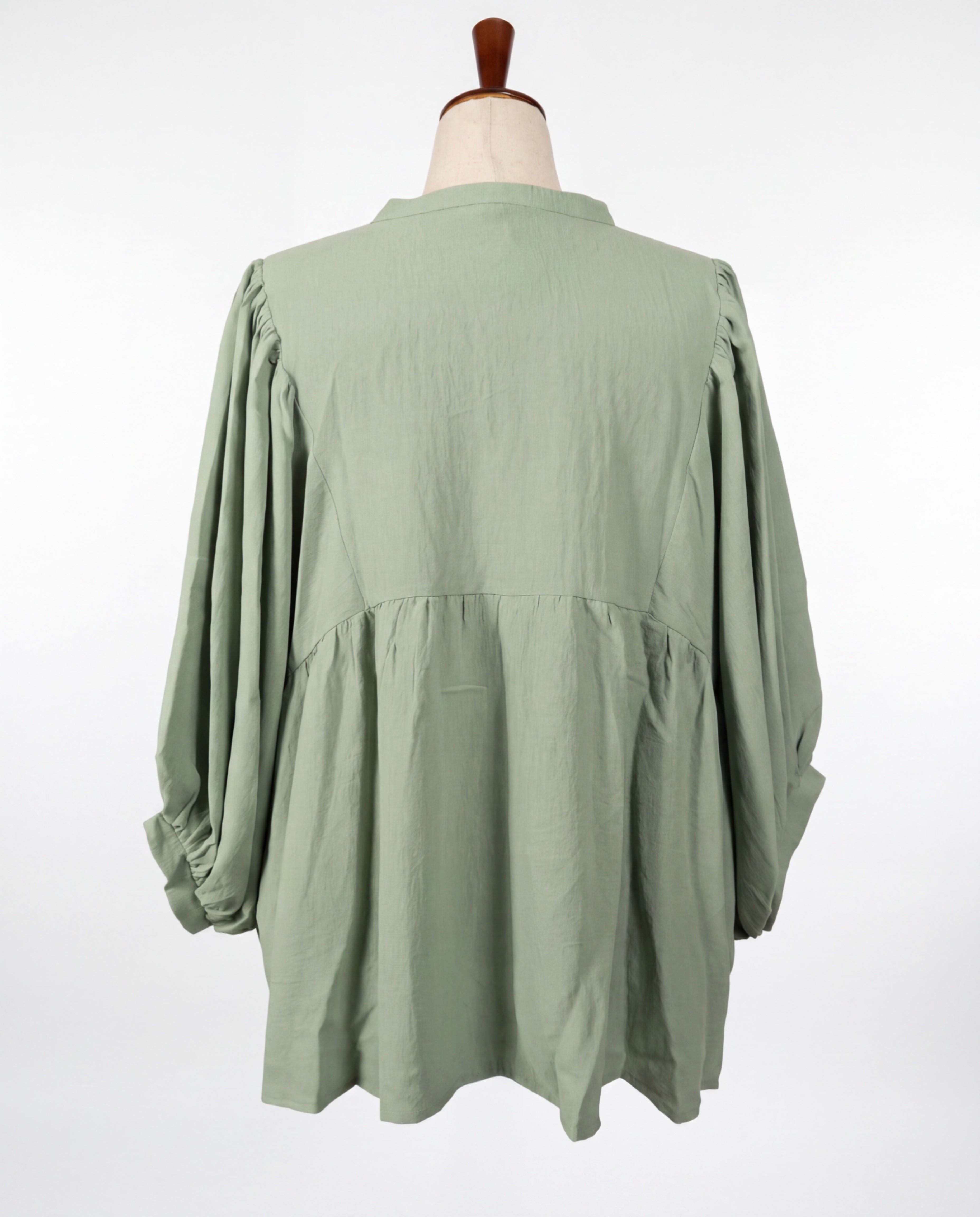 The Airy Blouse - Curve Fit